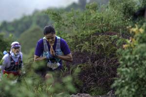 BIB: 2549
                            <button type="button" onclick="openModal(24761055)" class="btn btn-primary btn-sm float-right btn-popup" data-toggle="modal" data-target=".modal-high-quality">
                        <i class="fas fa-shopping-cart"></i> Add to Cart
                    </button>
                                            <button type="button" onclick="isThisMe(24761055, true)" class="btn btn-success btn-sm float-right btn-popup btn-isme hidden" data-toggle="tooltip" data-placement="bottom" title="นี่คือรูปของคุณใช่ไหม คลิกที่นี่เพื่อเอาเข้าอัลบั้ม">
                        <i class="fas fa-plus"></i> Add to album
                    </button>
                    <button type="button" onclick="isThisMe(24761055, false)" class="btn btn-warning btn-sm float-right btn-popup btn-isnotme hidden">
                        <i class="fas fa-ban"></i> Remove from album
                    </button>